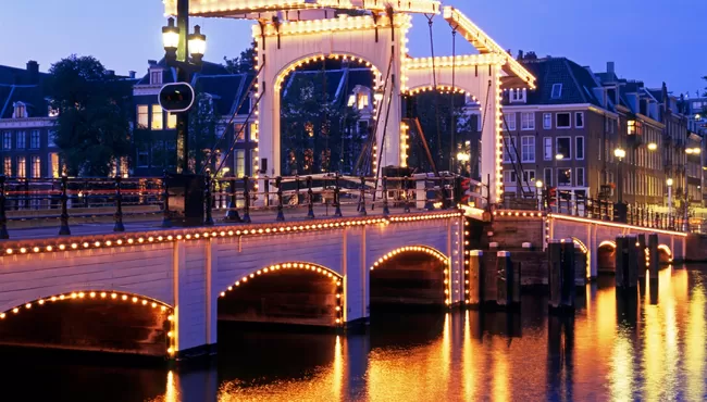 Historische boottocht over IJ en Amstel