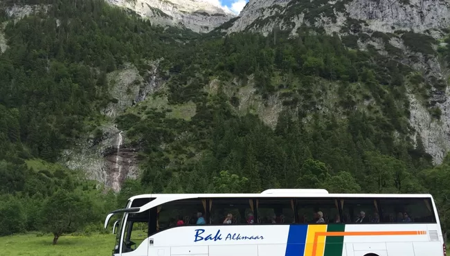 Wilt u een bus huren met chauffeur?