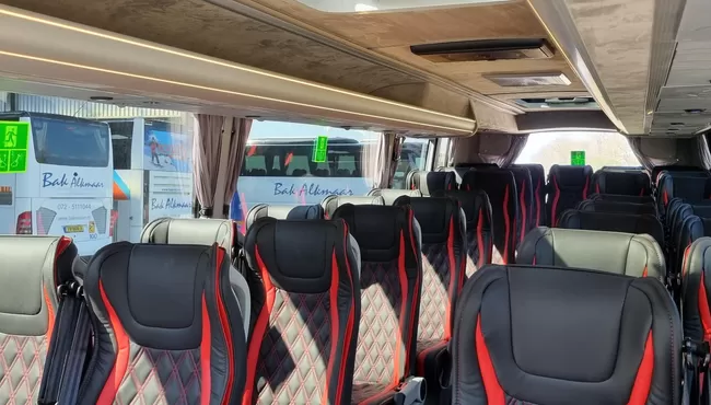 Met een kleine groep op stap? Huur een Midi bus