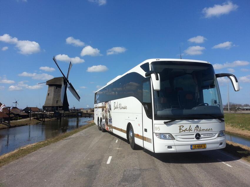 busvervoer huren met chauffeur noord holland
