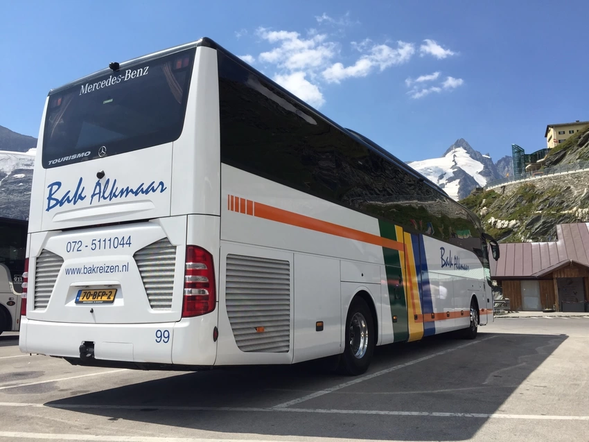 Luxe touringcar huren