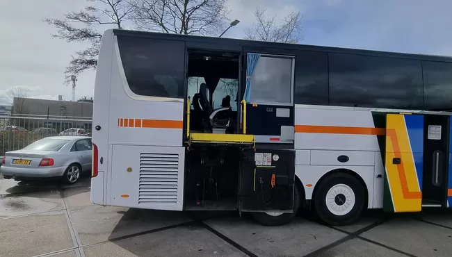 Informatie over een rolstoeltouringcar huren